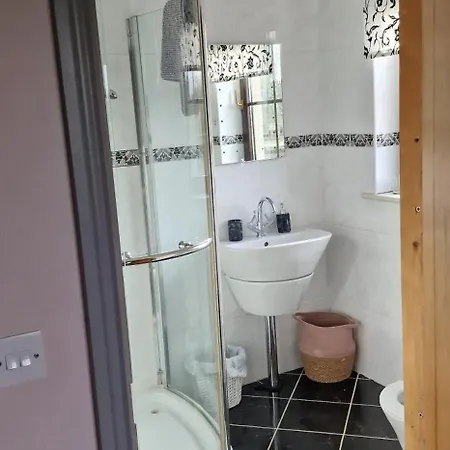 Shadowvale E34x773 * Tipperary