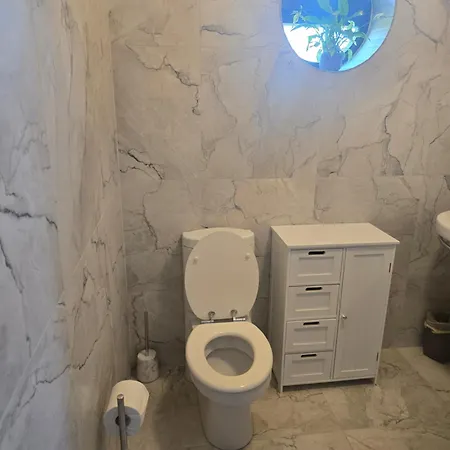 Shadowvale E34x773 Tipperary